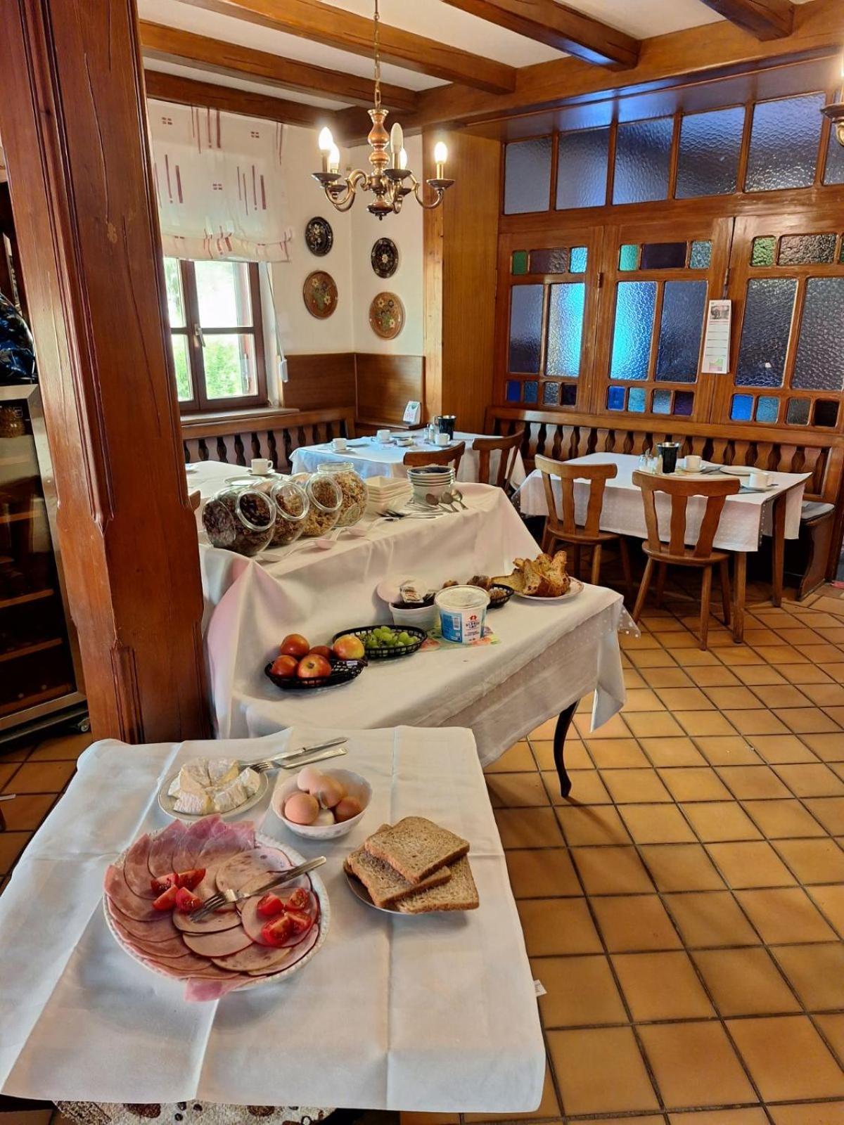Hotel A La Croix D'Or Sessenheim المظهر الخارجي الصورة